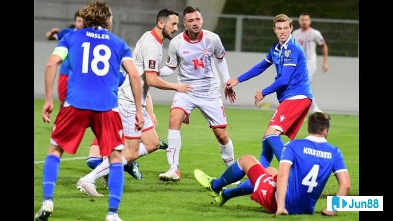 Cầu thủ Bắc Macedonia chuẩn bị cho trận đấu với Liechtenstein trong bối cảnh Nhận định Bắc